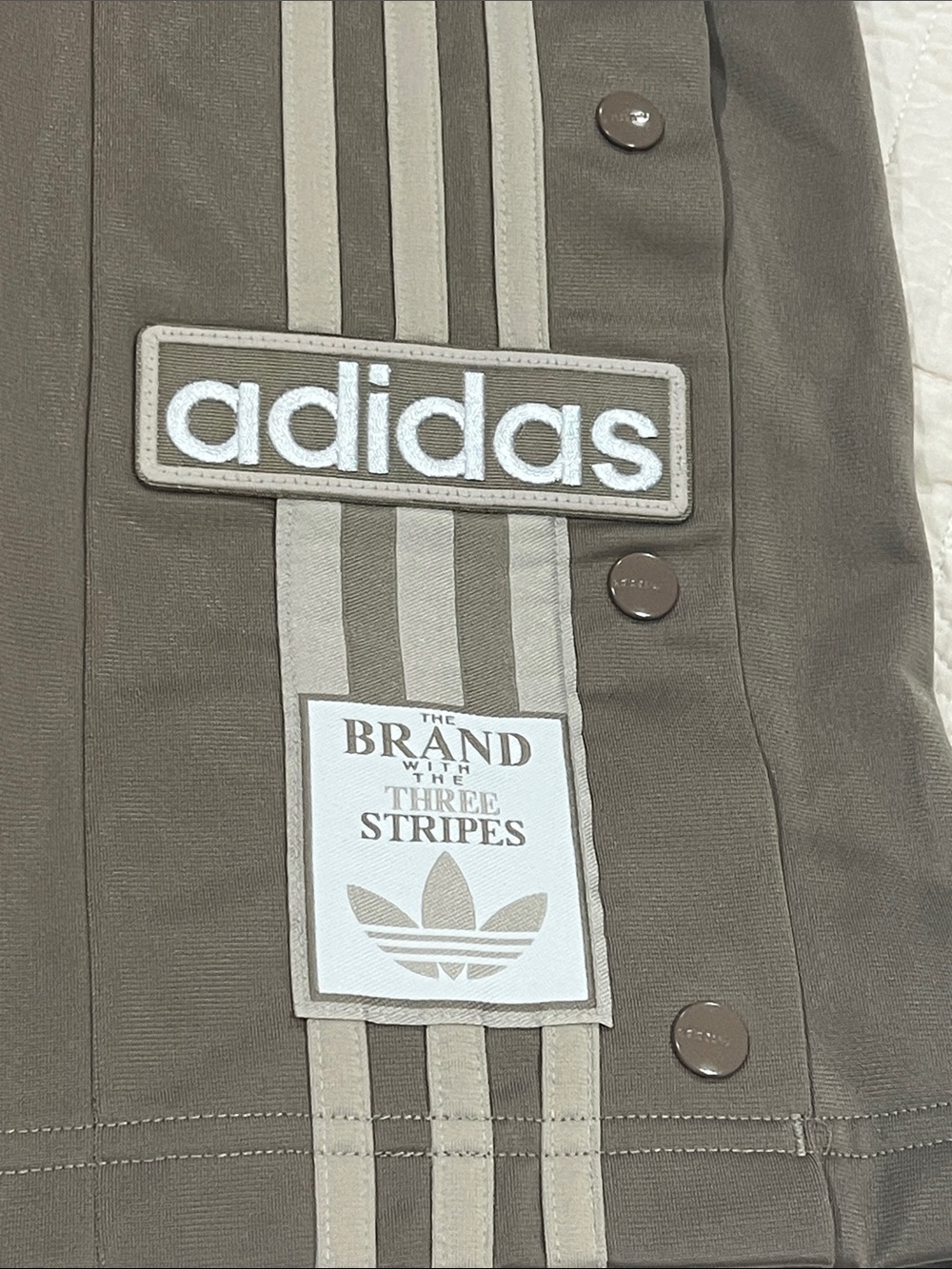 ADIDAS Adibreak shorts in Chalky Taupe Brown Breakaway shorts. size Medium - Picture 2 of 15